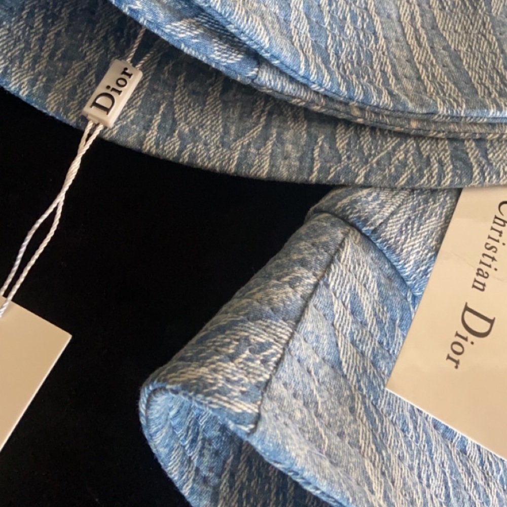 DIORHER BUCKET HAT